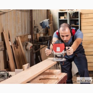 Требуется столяр/плотник на Фирму-производитель деревянных домов - работа от января 2016 в